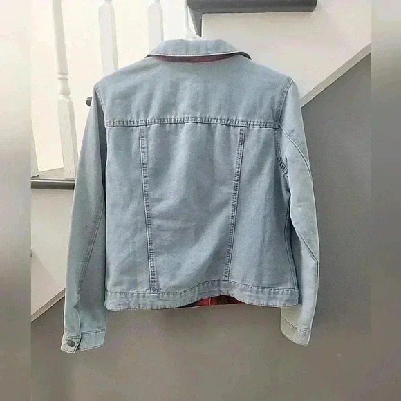 Maurices Denim Jean Jacket Medium Plaid Flannel Lined Pockets Warm Cozy - Picture 3 of 4